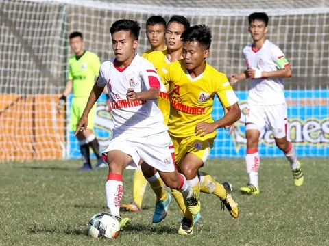 "Đàn em" bị chê thậm tệ, thầy Công Phượng đáp trả mạnh mẽ HLV U21 Hà Nội