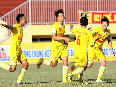 Cựu tuyển thủ U23 Việt Nam hóa "người hùng" giúp Hà Nội lên ngôi vô địch