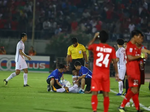 Việt Nam hòa Myanmar, trọng tài bị 'ném đá' không thương tiếc