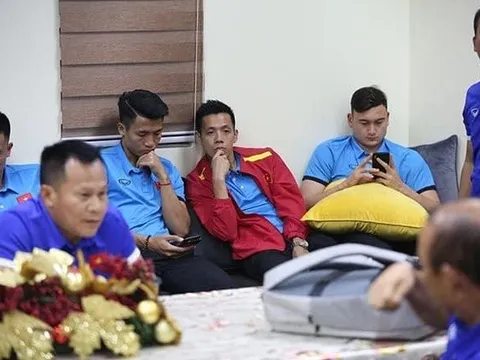 Điểm tin bóng đá Việt Nam tối 28/11: ĐT Việt Nam gặp sự cố ở Philippines