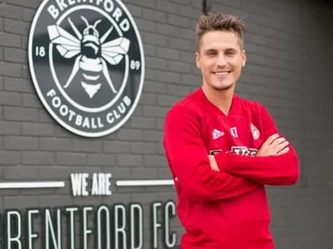 "Liverpool muốn ký hợp đồng 5 năm, nhưng tôi nói không"