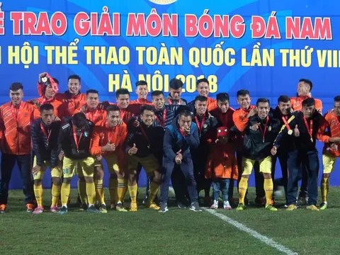 Chưa đá chung kết, Quang Hải, Đình Trọng đã nhận huy chương vàng