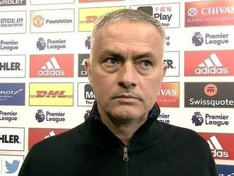 Mourinho chỉ mặt 2 cầu thủ buồn và sợ sau chiến thắng Newcastle