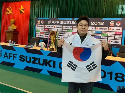 BLV Hàn Quốc: Yêu Quang Hải, thích Công Phượng đặt cửa Việt Nam thắng Malaysia 2-1