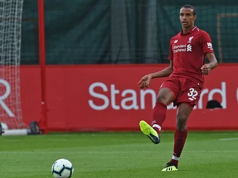 NÓNG: Liverpool chuẩn bị đón viện binh chất lượng ở hàng thủ
