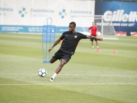 Hazard rực sáng, Chelsea tạo khoảng cách an toàn với Arsenal