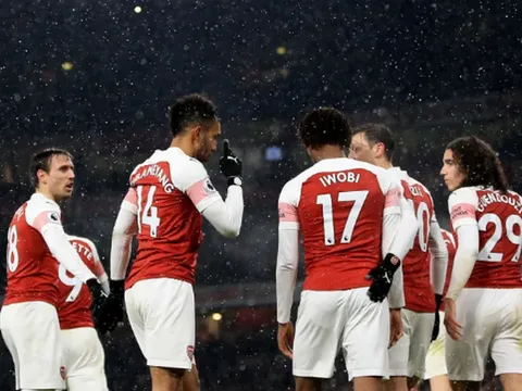 5 cầu thủ tệ nhất vòng 25 Premier League: Tội đồ Arsenal