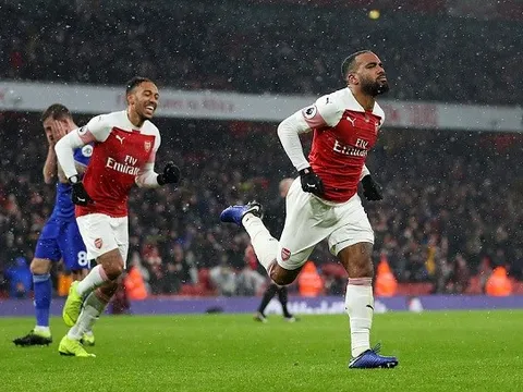 5 điểm nhấn Arsenal 2-1 Cardiff: Aubameyang vượt mặt huyền thoại Henry, Man Utd kém Arsenal ở một điểm