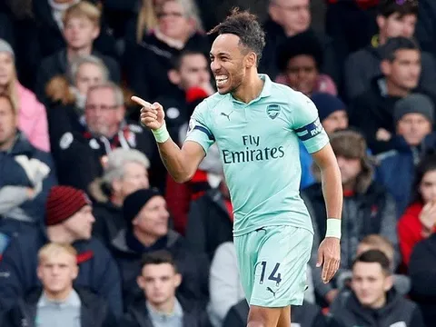 5 điểm nhấn Bournemouth 1-2 Arsenal: Bài lạ của Emery, Arsenal sở hữu chân sút số một nước Anh
