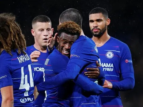 5 điểm nhấn Chelsea 4-0 PAOK: Thông điệp của Giroud; Sarri có "Harry Kane mới"