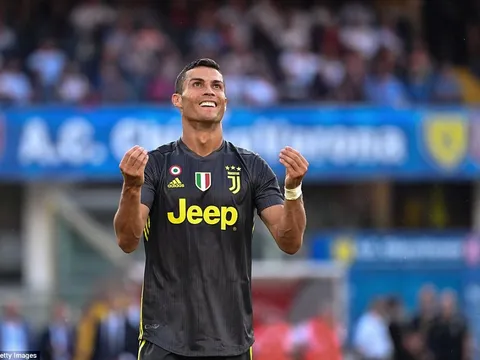 5 điểm nhấn Chievo Verona 2-3 Juventus: Ronaldo trong nỗi nhớ Benzema; Tinh thần Juventino