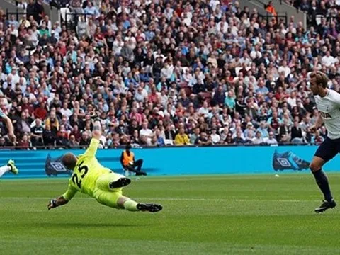 5 điểm nhấn West Ham 2-3 Tottenham: Ghế Bilic chỉ còn... 1 chân