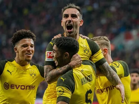 5 "hung thần" đáng sợ nhất với hàng thủ Bundesliga hiện nay: Alcacer xếp sau 2 cái tên