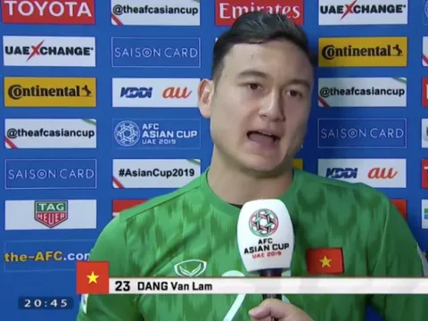 Người hùng Đặng Văn Lâm chuẩn bị gì trước loạt sút penalty?