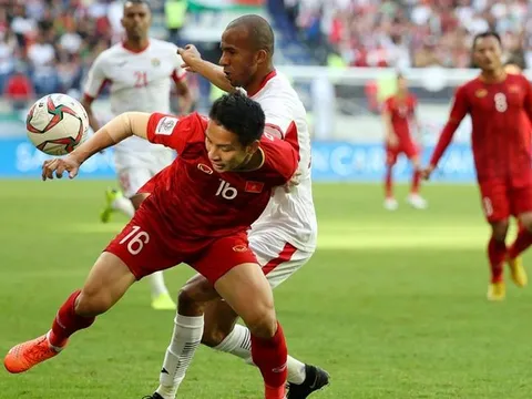 Truyền thông thế giới ca ngợi một người hùng của ĐT Việt Nam