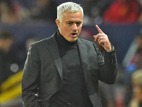 Mourinho 'tố' các ĐTQG hành xử thiếu chuyên nghiệp với Man United