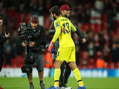 Ferdinand: "Vì một điều đơn giản, Klopp đã hơn Mourinho"