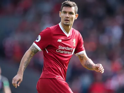 Người hâm mộ hiểu tại sao Pogba rời sân, Pháp ghi liền 2 bàn thắng