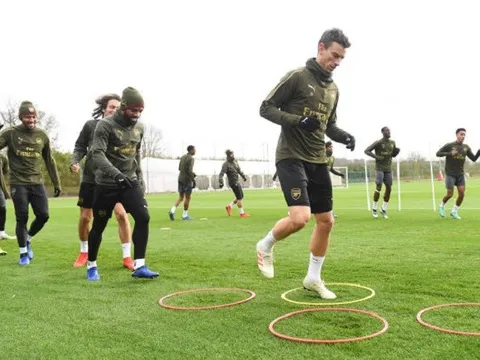 Arsenal mất chuỗi bất bại, Emery cho học trò luyện tuyệt chiêu lạ