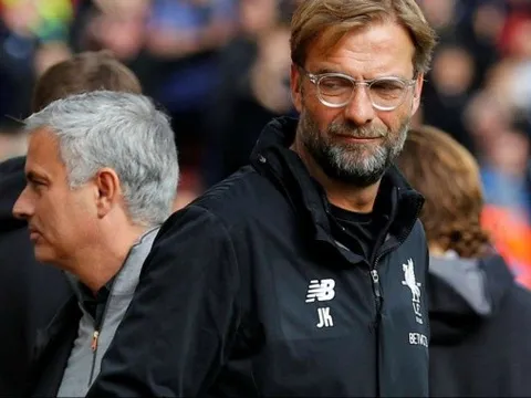 Jose Mourinho: "Liverpool đang cố gắng mua danh hiệu"