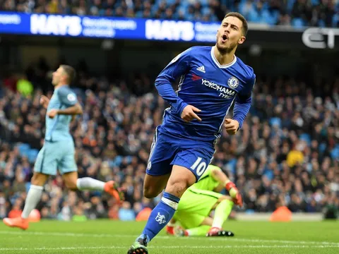 Hủy diệt Huddersfield, Hazard gửi "chiến thư" đến Man City