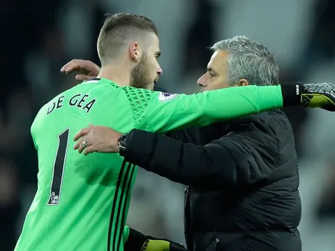 Sốc: Mourinho đã từng bật đèn xanh cho trụ cột 27 tuổi đến Real