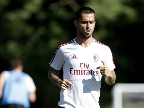 AC Milan căng thẳng trước đại chiến với Lazio