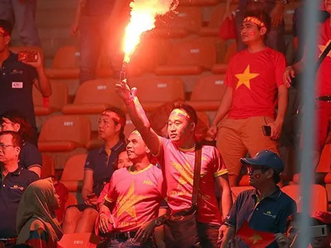 Điểm tin bóng đá Việt Nam sáng 15/11: Đặt Camera, sẵn sàng đuổi CĐV ra khỏi sân khi đốt pháo sáng