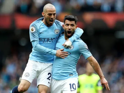 Hủy diệt Huddersfield bằng set tennis, Man City khiến cả NHA phải rùng mình