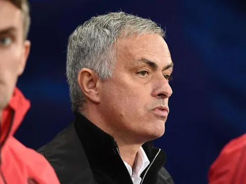 CĐV Man Utd: 'Chúng ta sẽ không thể vào lại top 4 trước năm mới'