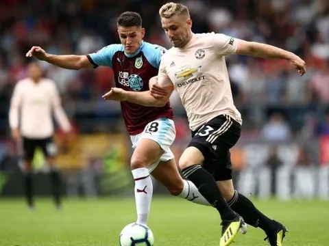 Thấy gì sau trận thắng 'quý hơn vàng' của Man Utd?