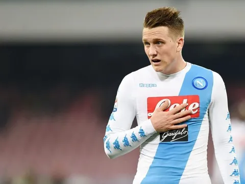 Sắp mất Ramsey, Arsenal quyết tậu sao Napoli về thay thế