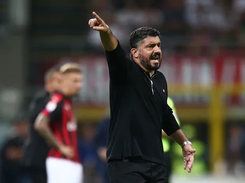Gục ngã phút chót, AC Milan đánh rơi 3 điểm đầy tiếc nuối
