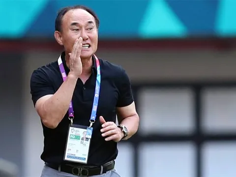 Trước giờ bóng lăn, HLV Hàn Quốc tung đòn phủ đầu U23 Việt Nam