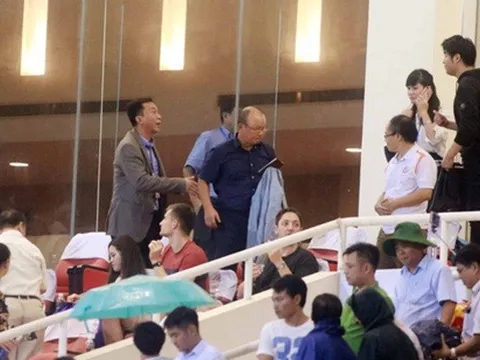 Ai giới thiệu HLV Park Hang Seo?