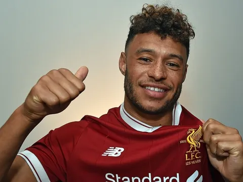 Ai là người đứng sau việc Chamberlain chuyển tới Liverpool?
