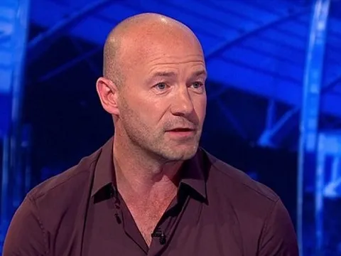 Alan Shearer chỉ ra "quả bom hẹn giờ" tại Arsenal sau trận thua Chelsea