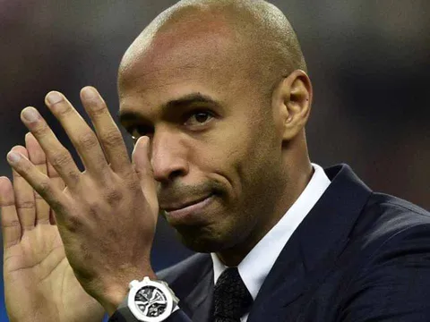 Thierry Henry lãi to sau khi chính thức bị Monaco sa thải