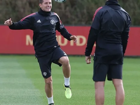 Ander Herrera tươi như hoa, chờ trận khai màn Champions League