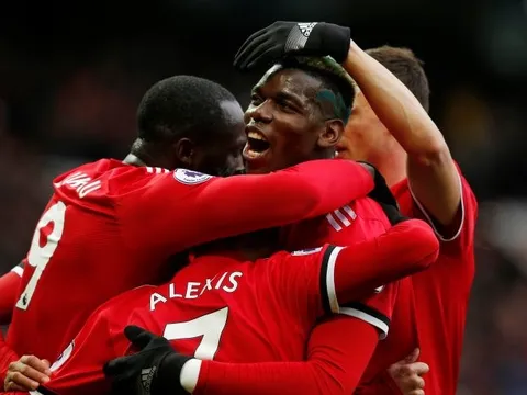 Andy Cole lên tiếng, khuyên "bom xịt" Man Utd học Rashford một điều