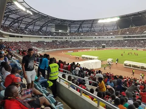 Giẫm đạp sau trận đấu bóng đá ở Angola, ít nhất 5 người tử vong