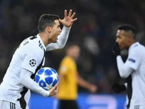 Ronaldo vừa kiến tạo, vừa phá bàn thắng của Dybala khiến Juventus ôm hận