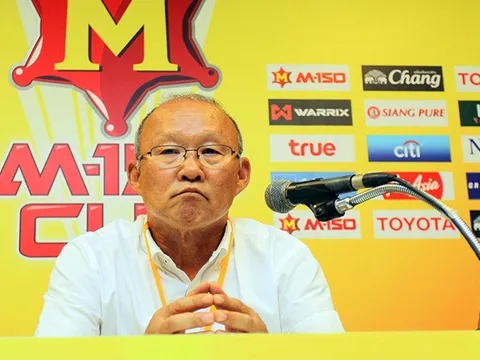 HLV Park Hang-seo phấn khích vì Quang Hải, Công Phượng