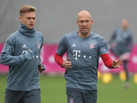 Arjen Robben xuống sắc thấy rõ trong năm cuối hợp đồng cùng Hùm xám