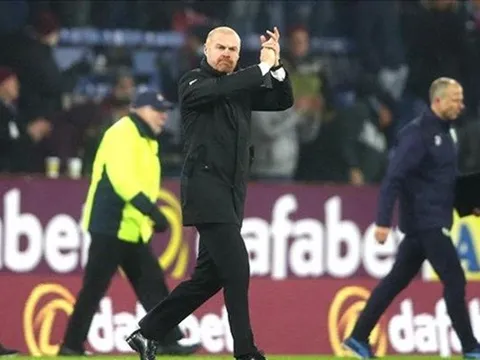 Sốc với cái tên đẩy Liverpool, Arsenal ra khỏi Top 4