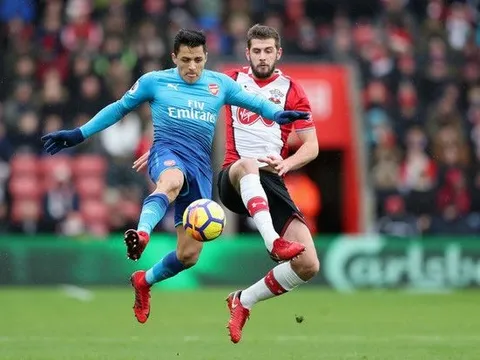 Arsenal đá sân khách tệ nhất Ngoại hạng Anh