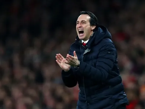 "Arsenal đừng ảo tưởng top 4 nữa"