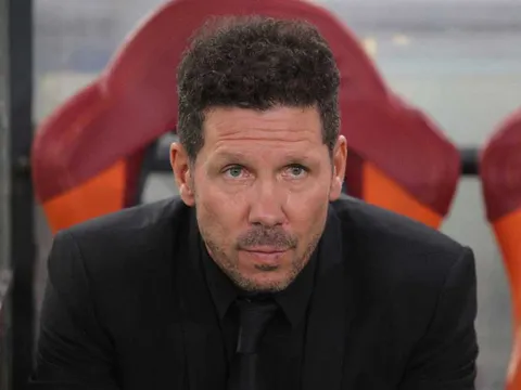 Atletico muốn biến Simeone thành Sir Alex