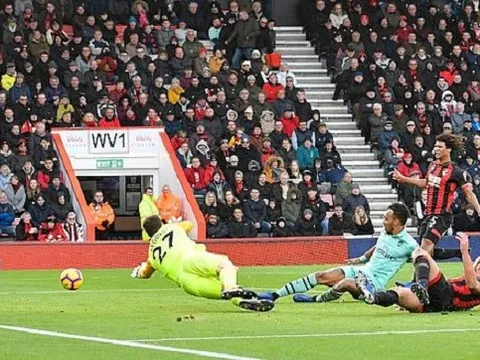 Aubameyang giải hạn, Arsenal thắng kịch tính trên sân Bournemouth