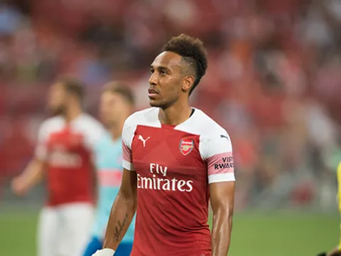 Sao Arsenal tức "sôi máu" khi bố trở thành HLV đội tuyển quốc gia